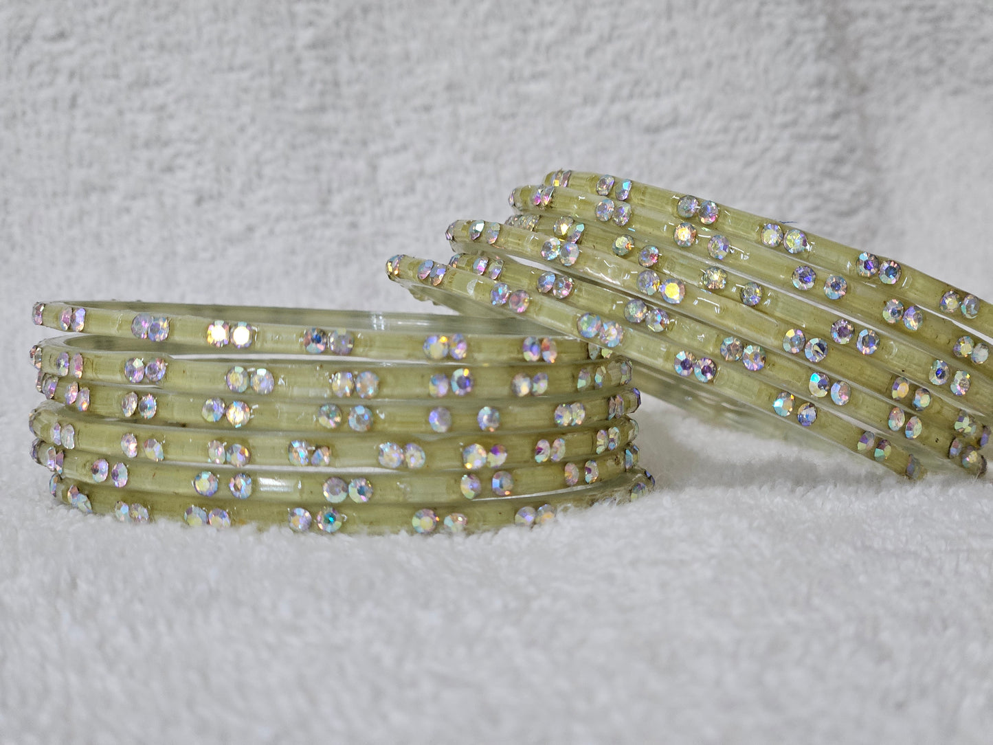Glass Bangle B8