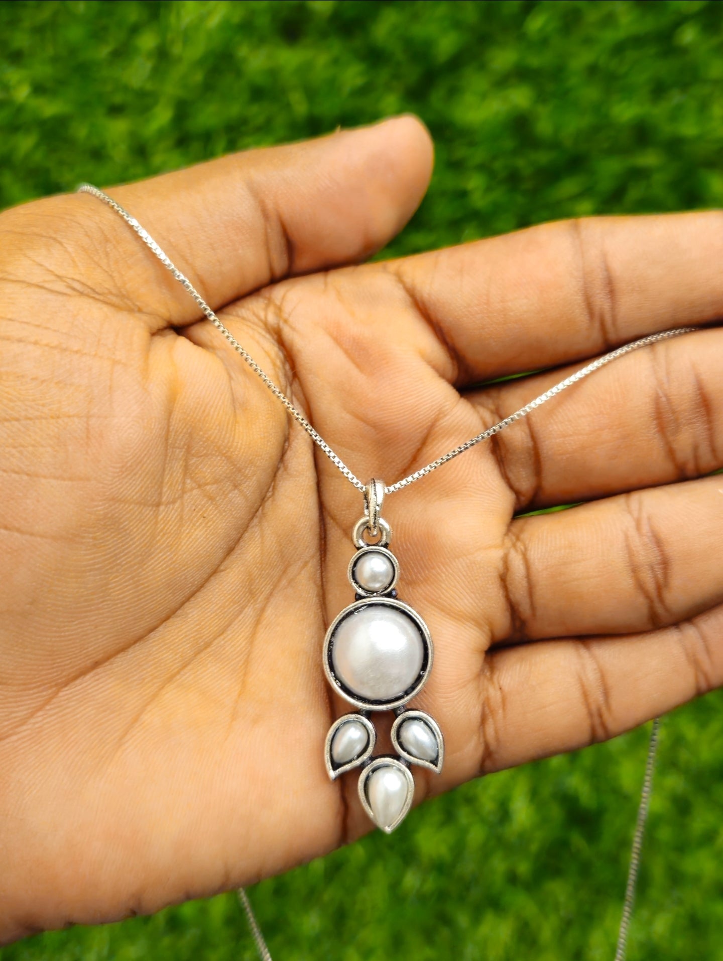 Lahariya Pendant P6
