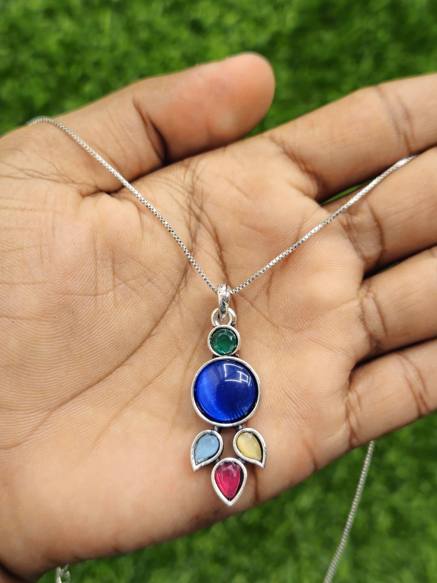 Lahariya Pendant P4