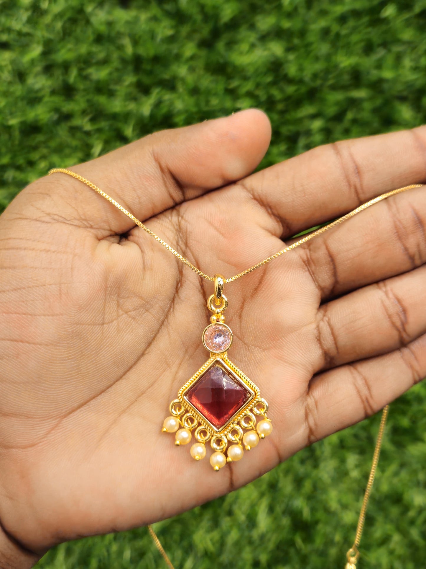 Lahariya Pendant P1